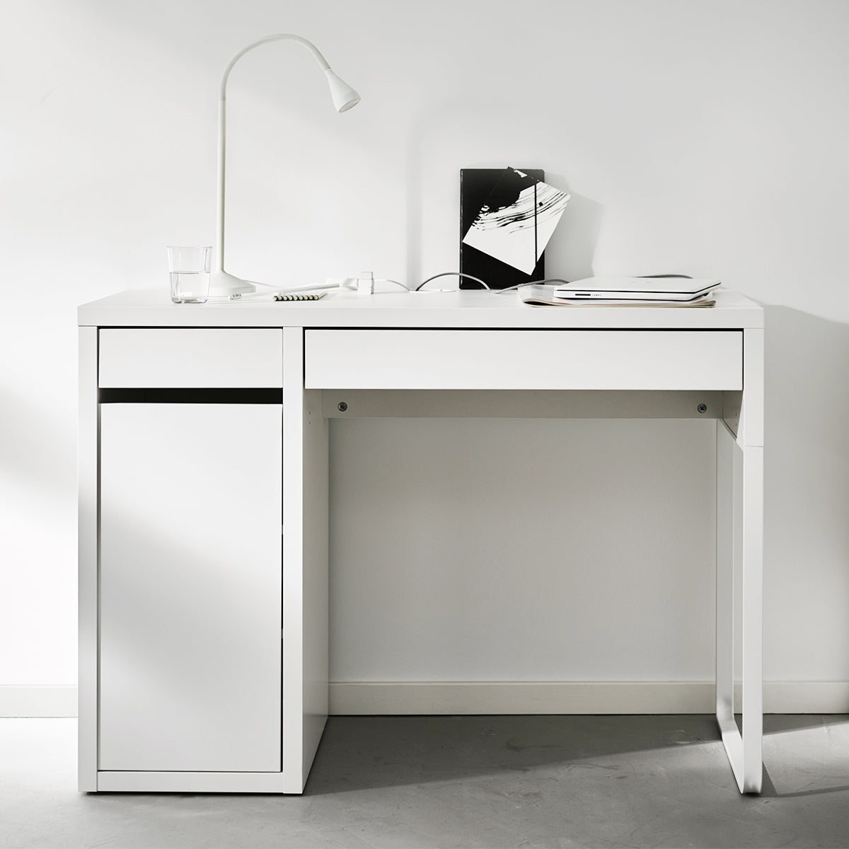 IKEA MICKE Desk, 105x50 cm – miscexpress - Main Image