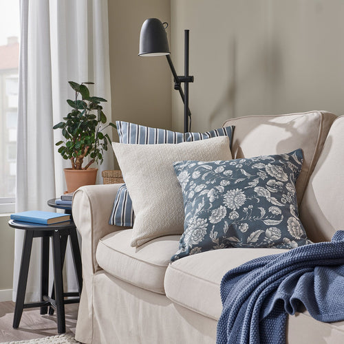 Cushions & Throws